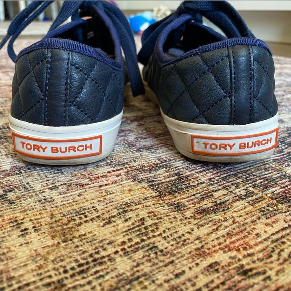 Tory Burch Leather Lace-up Quilted Sneakers - Picture 4 of 8